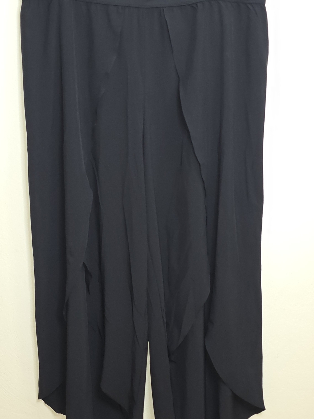 HALARA Black Draped Wide-Leg Pants with Layered Front